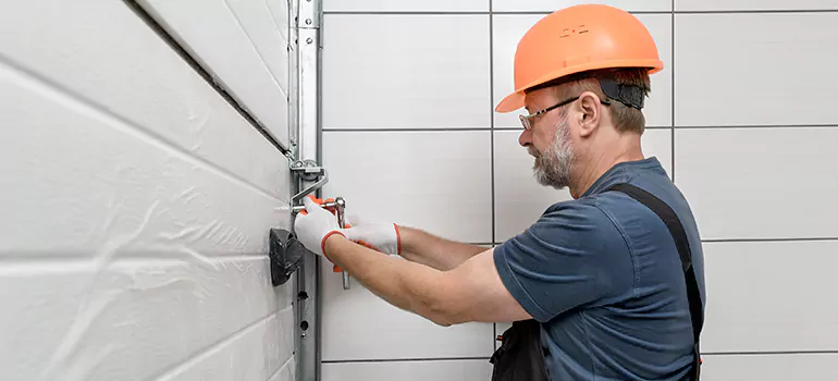 Garage Door Repair in Waverly